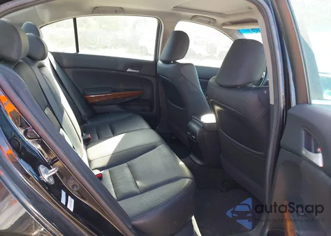 2011 Honda Accord 2.4 Ex-L from USA, damaged, VIN 1HGCP2F82BA153012